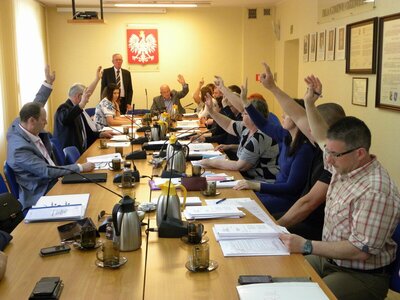 Sesja Rady Miejskiej: Medal, oceny, uchwały